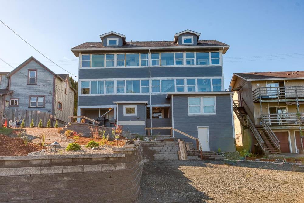 Apartment #stayinmydistrict Heritage House Coos Bay